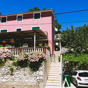 Antica Apartment